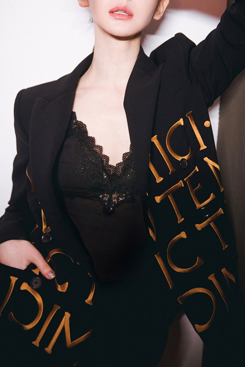 Elevate Your Autumn and Winter Style with the Perfect Black Slim Embroidered Letter Suit Jacket