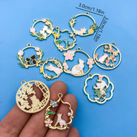 10pcs Alloy Pendants Flat Round Enamel Charms With Leaf And Cat Shape Charms Golden Medium Hollow Pendant For DIY Jewelry Making