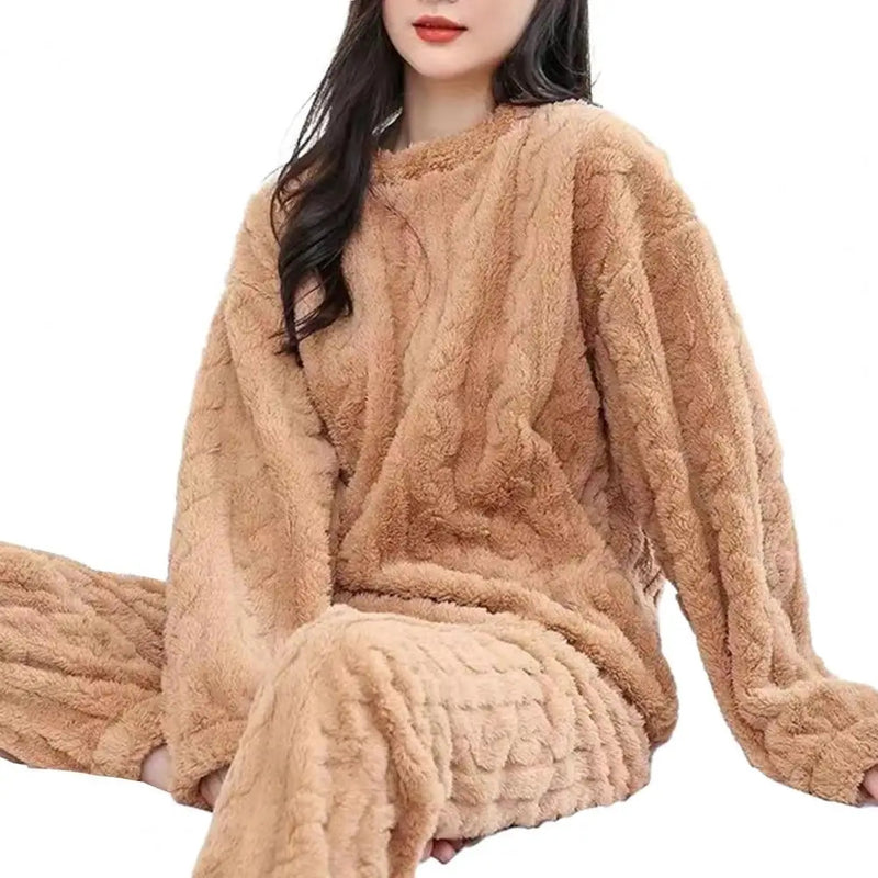 Stylish Crew Neck Pajamas Winter Pajama Set Stylish Comfortable Winter Pajamas Warm Plush 2-piece Sleepwear for Women for Autumn