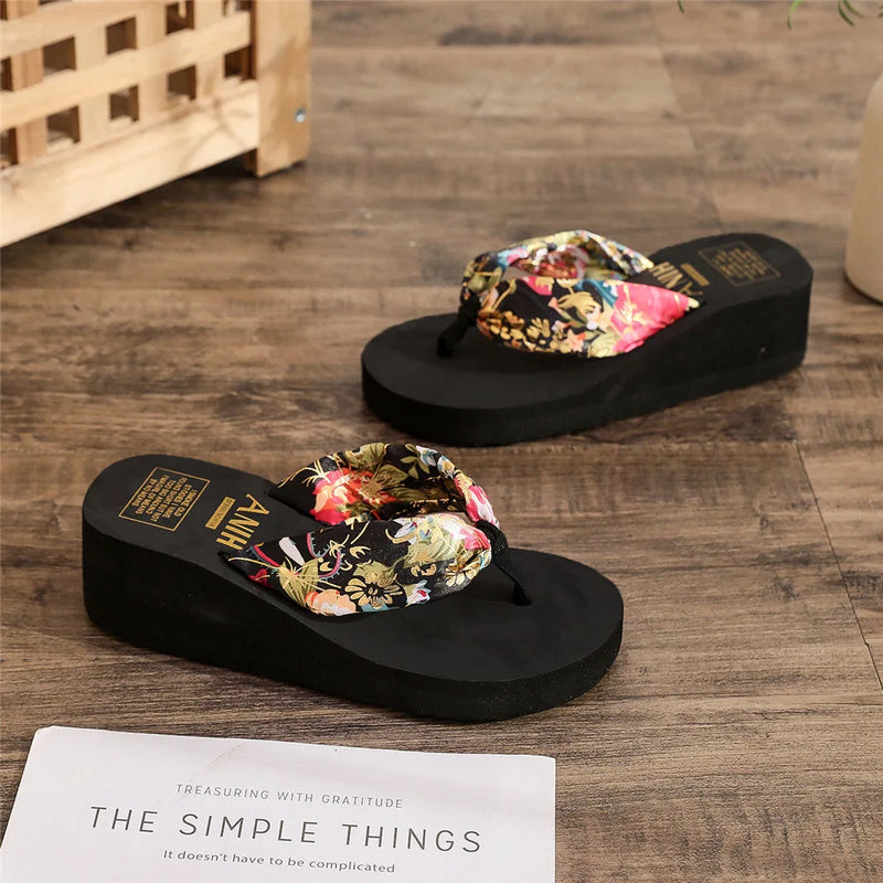 2024 Fashion Women Flip Flops Summer Beach Platform Slippers Casual Outside Wedges Sandals Summer Women Shoes