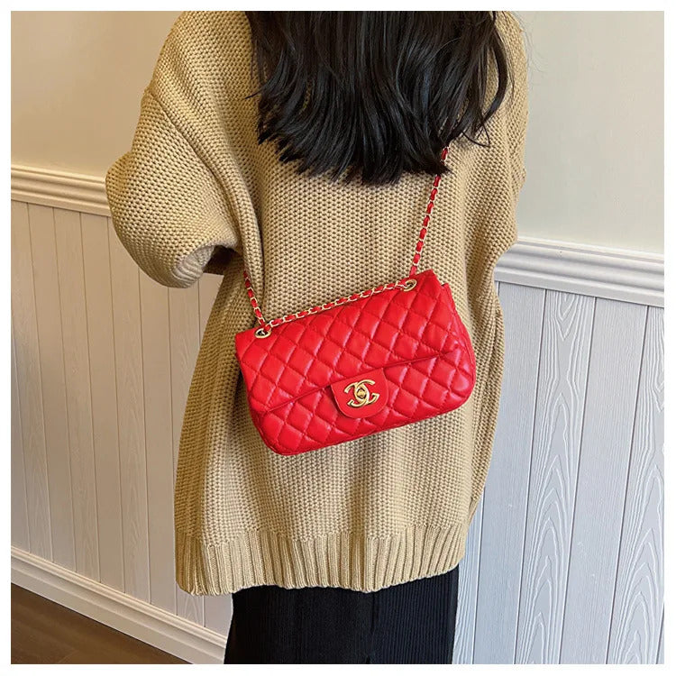 2024 new diagonal chain small square bag, classic texture, simple and fashionable, niche fashion style, luxurious high-end feel