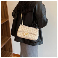 2024 new diagonal chain small square bag, classic texture, simple and fashionable, niche fashion style, luxurious high-end feel