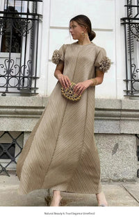 Miyake Pleated Heavy Industry Flower Disc Geometric Pleated Dress Versatile Age-reducing Mother Outfit 2024 for Women