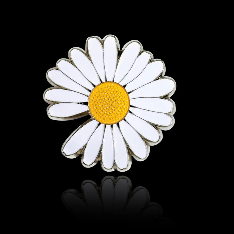 Fashion Lapel Pins Cute Daisy Brooch Clothes Backpack Pins For Women Girls Boys Gifts