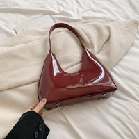 This Is a Patent Leather Shoulder Bag, Fashionable and High-quality Trend, Suitable for Hoing Out Shopping and Dating