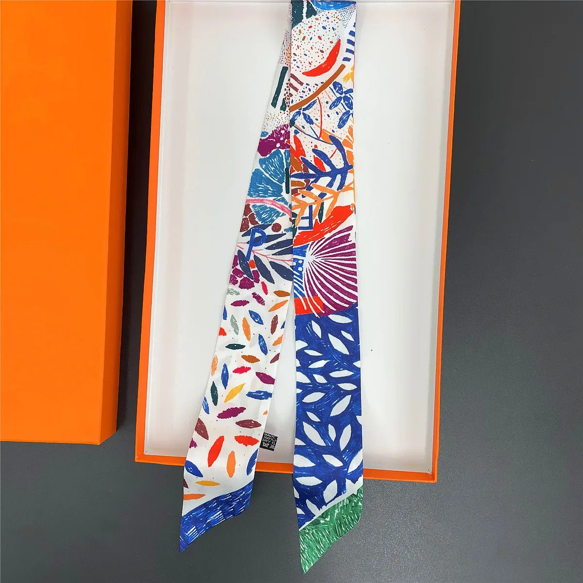 Luxury Design Horse Print Skinny Silk Ribbon Scarf Women5x85cm Hairband Soft Satin Female Foulard Floral Headband Bag Neck Ties