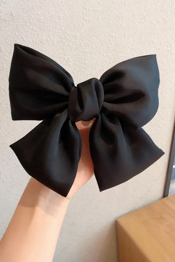 Black Oversized Slik Bow Hair Clip