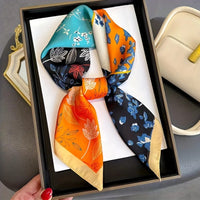 Luxury Print Spring Neck Tie Shawl 2024 Silk Square Scarf Women Wraps Female 70cm Hair Hand Wrist Headkercheif Hijab Bandana