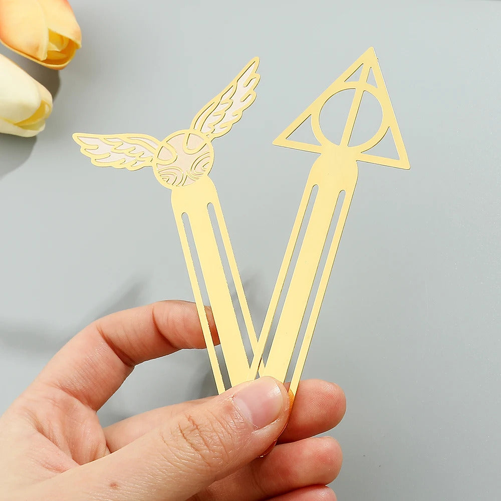 Simple Harres Potter Bookmark Holder College Series Sorting Hat Envelope Metal Bookmark Classic Design Exquisite