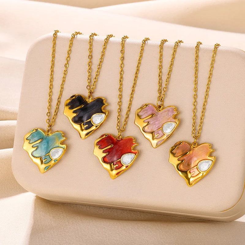 Stainless Steel Love Heart Necklace For Women 2023 New Trendy Lip Chain Simple Pendant Necklace Jewelry Gift Wholesalers