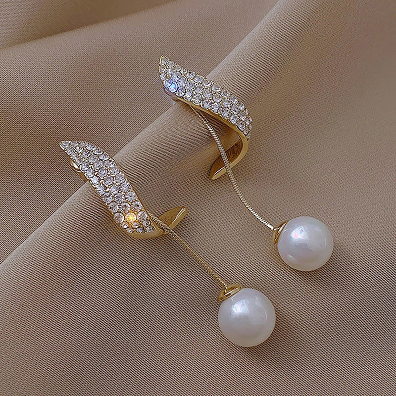 2 Women's Silver Needle Bow Studded With Diamond Pearl Earrings, Fashionable And Niche Design, High-end And Refreshing Earrings