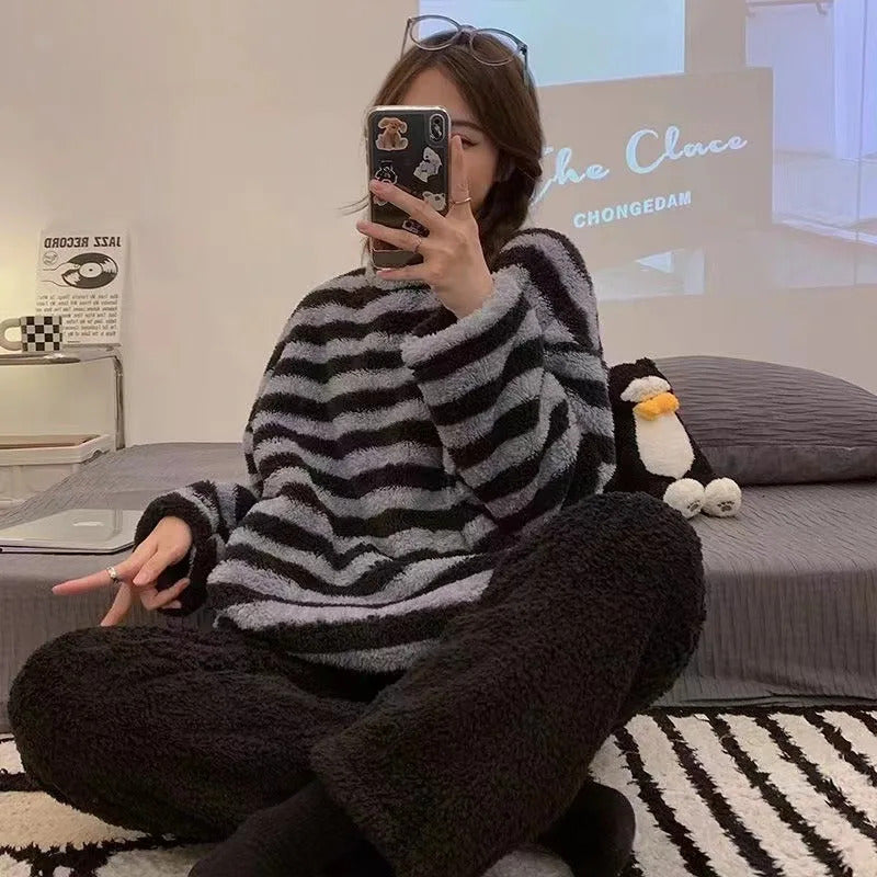 Thickened Warm Flannel Women Pajamas Loungewear Striped Top and Trousers Large Size Sleepwear Homewear Nightwear Cartoon Rabbit