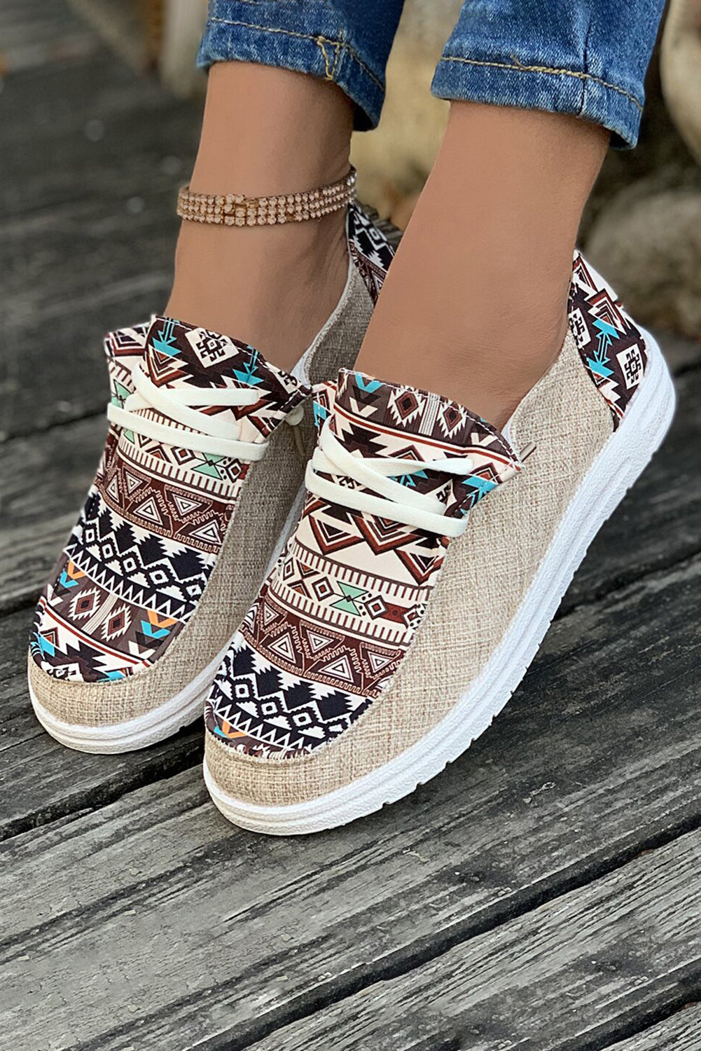 Brown Vintage Aztec Patchwork Lace-up Decor Flat Shoes