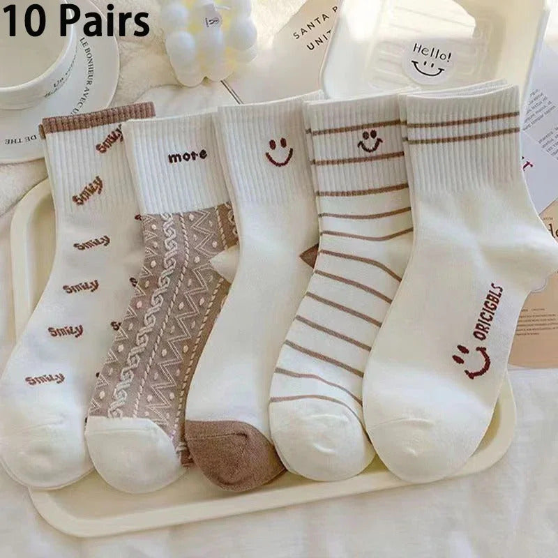 4 Pairs Letter & Heart Print Socks, Comfy & Cute Street Mid Tube Socks, Women's Stockings & Hosiery