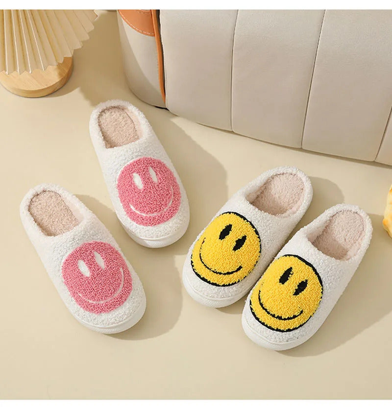 Cute Smiles Women's Fluffy Slippers Winter Indoor Closed Toe Warm Couple Slippers Woman Non-slip Flat Heel Fur Home Slides Shoes