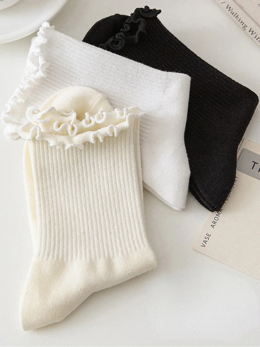 5 pair /Lot Socks for Women Ruffle Cotton Middle Tube Ankle Short Breathable Black White set Spring Autumn