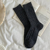 Women's Socks Winter New Novelty Fashion Japanese Style Casual Crew Socks Warm Striped Autumn Simple Wool Socks For Girls Trendy