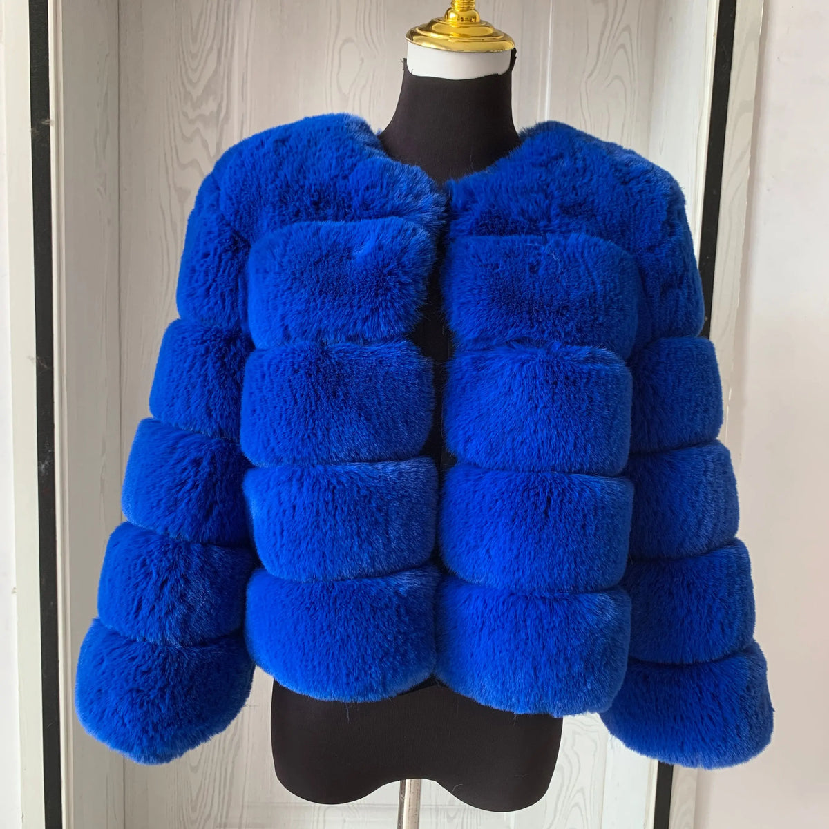 Women's Fashion faux fur coat super hot Autumn Winter women short Faux fox fur fluffy jacket high quality 7xl Ladies furry coats