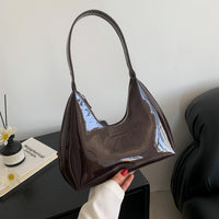 This Is a Patent Leather Shoulder Bag, Fashionable and High-quality Trend, Suitable for Hoing Out Shopping and Dating