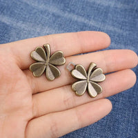 Cute Four-leaf Clover Waist Buckle Removable Nail-free Metal Jeans Pants Clips Buttons Pins DIY Waist Tightener Clothing Buckles