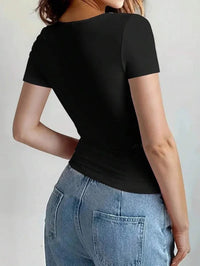 Womens Basic T-Shirts Scoop Neck Short Sleeve Crop Tops Cute Summer Tops Slim Fit Tees Y2k Clothing 2024