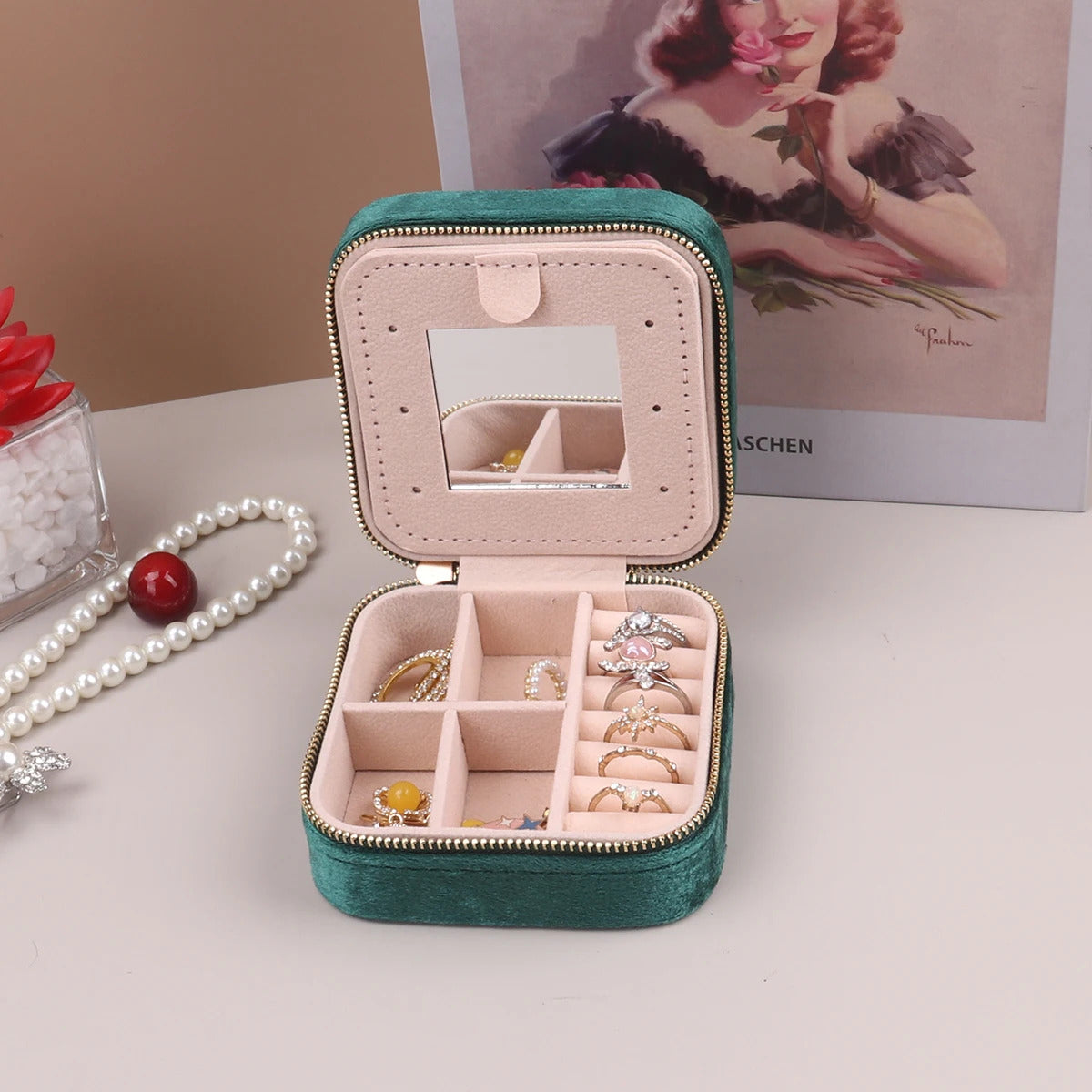 Velvet Jewelry Box For Women Geometric Sqaure Jewelry Storage Case Necklace Ring Earrings Travel Portable Zipper Boxes