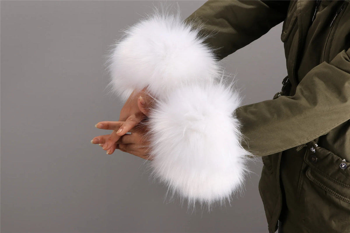 Imitation Raccoon Fox Hair Fluffy Hand Rings Fluffy Wrist Guards Women's Cuffs Imitation Rabbit Fur Bracelets Cuffs Wrist Covers