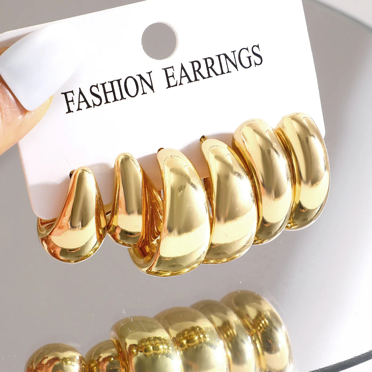 12pcs/Set Classic Fashion Twist C Shape Tear Drop Design Women's Gold-Color Earrings For Daily Workplace And Party Outfits 2024