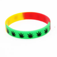 Hip Hop Minimalism Maple Leaves Fashion Jewelry Waterproof Silicone Bangle Wristband Silicone Bracelet Maple Leaf Bracelet