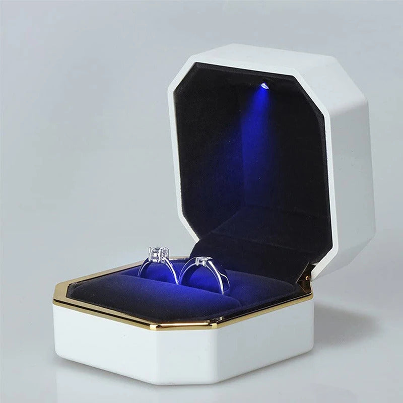 1 Pcs LED Jewelry Ring Box Luxury Velvet Rubber Necklace Pendant Gifts Display With Light For Proposal Engagement Wedding Case