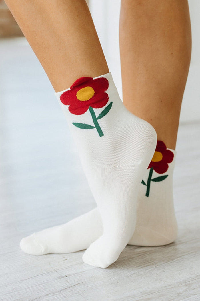 White Cute Flower Cotton Ankle Socks