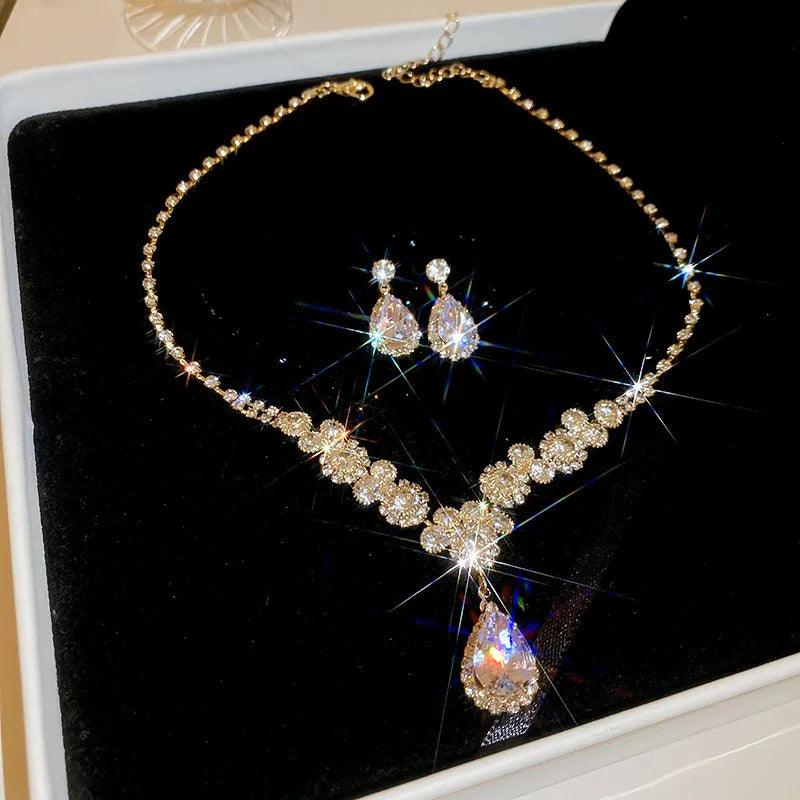 Shiny Crystal Necklace Earrings Women's Fashion Big Water Droplet Rhinestone Necklaces Wedding Evening Dress Jewelry Set