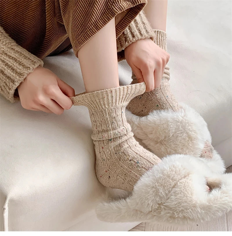 Women's Socks Winter New Novelty Fashion Japanese Style Casual Crew Socks Warm Striped Autumn Simple Wool Socks For Girls Trendy