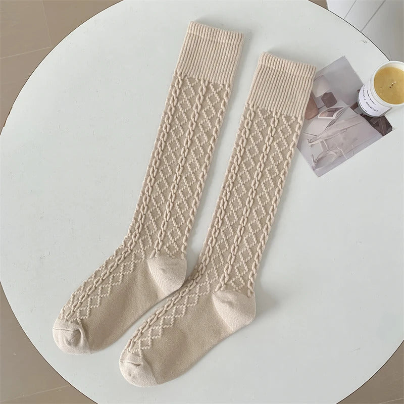 Retro Women Stockings High Quality Japanese Style New Solid Color Knee High Socks For Women Korean Style Warm Casual Long Socks