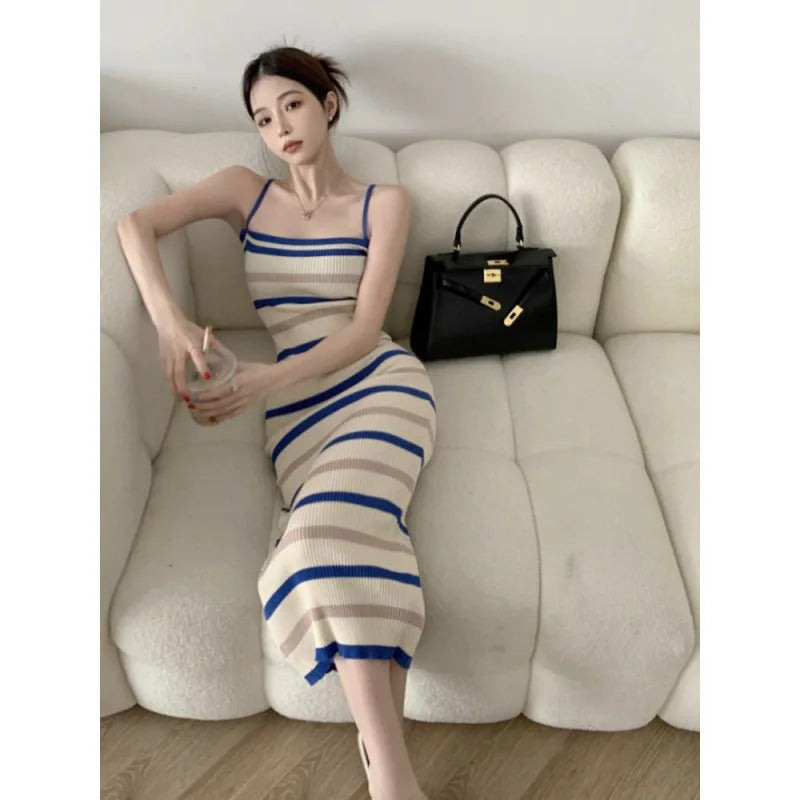 2023 Striped Knitted Suspender Dress Feminine Waist Hip Skirt Mid-length Retro Sleeveless Skirt