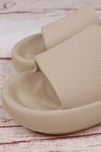 Beige Solid Non-slip Wide Band Thick Sole Slippers