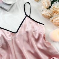 Women's Smooth Satin Pajamas V-Neck T-Shirt Ruffled Edges And Bow Shorts Simple And Breathable Pajama Set Sling Home Clothing