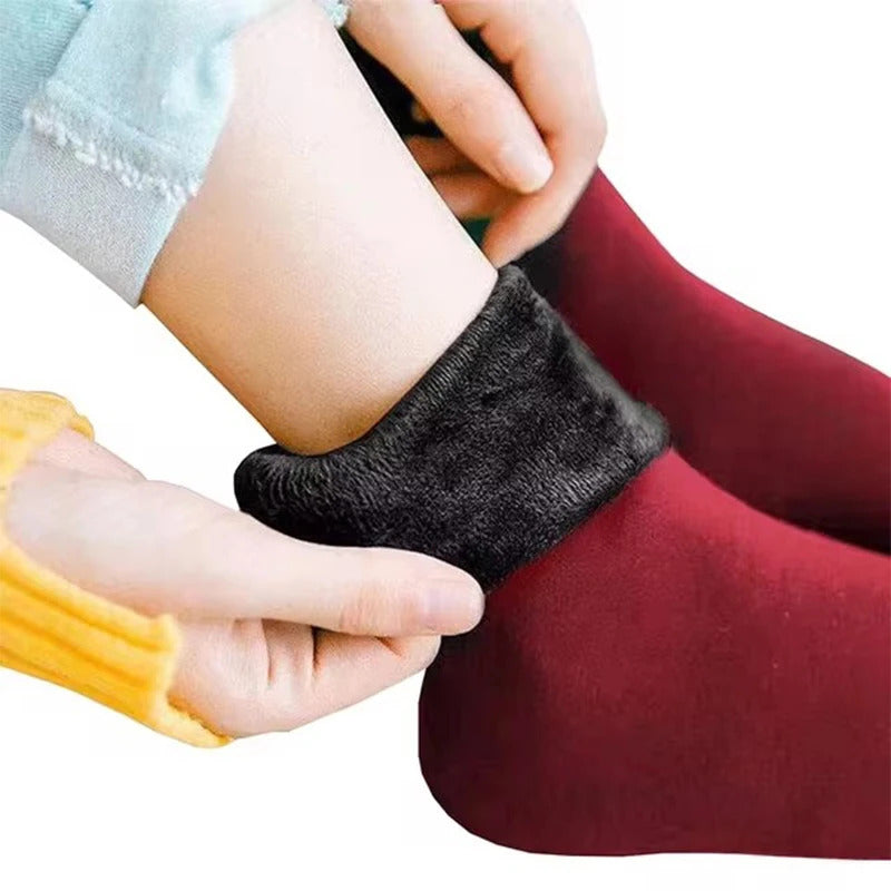 Women Winter Thicken Velvet Low Socks Solid Color Warm Socks Comfortable Thermal Velvet Wool Socks Elastic Seamless Snow Sock