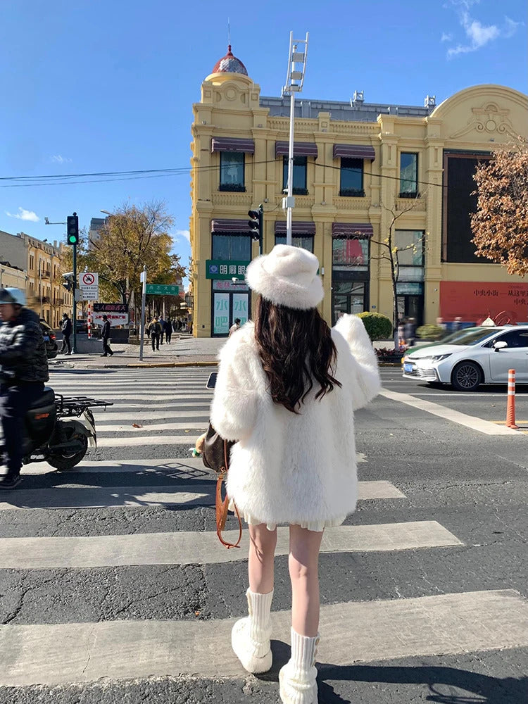 Lautaro Autumn Winter Oversized Loose Casual Luxury Soft Thick Warm Hairy Faux Fox Fur Coat Women Long Sleeve Fluffy Jacket 2024