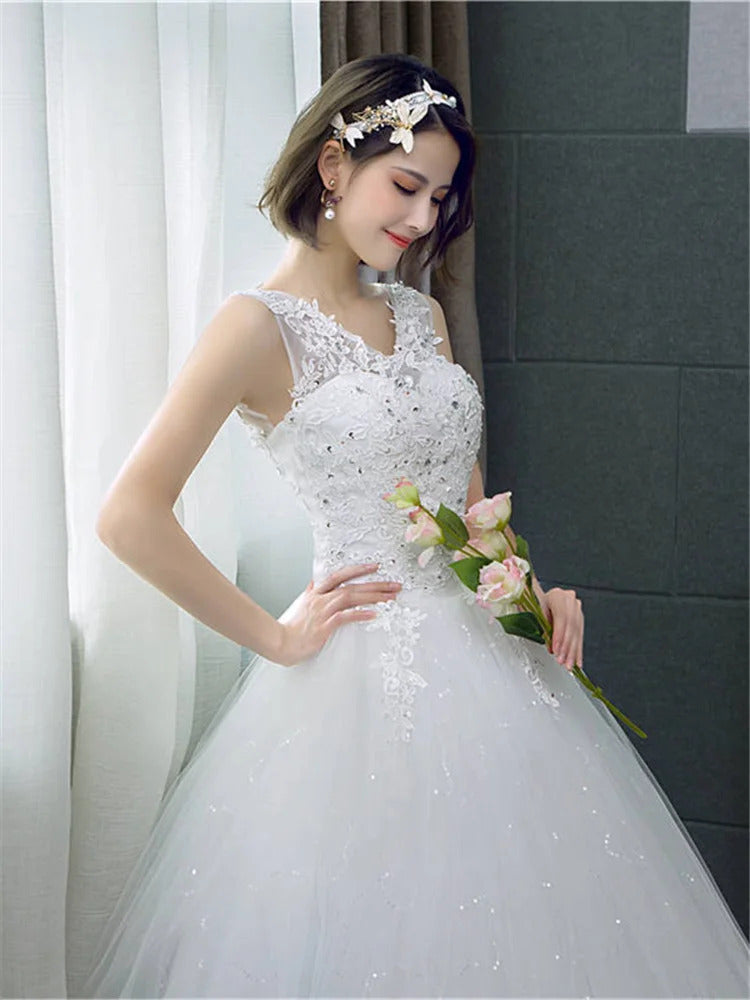 Wedding Dresses Pure White V-neck Appliques Sequined Sleeveless Princess Floor Length Plus size Wedding Gowns De Novia HS288