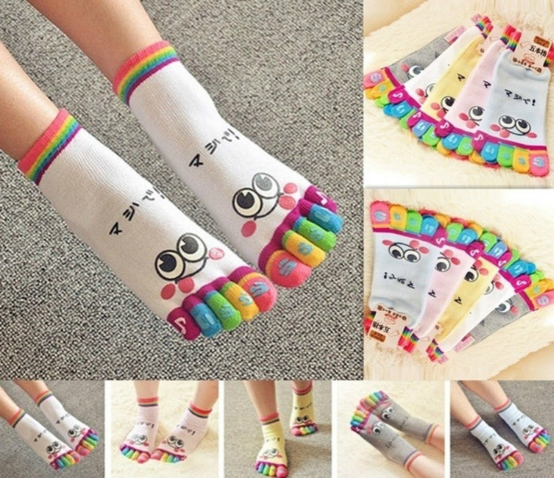 Cute Casual Five-toed Crew Finger Show Funny Short Cartoon Cotton Smiley Bear Socks