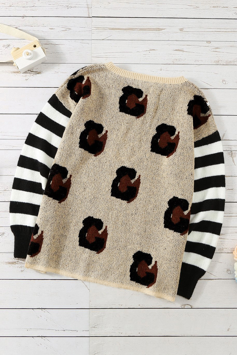 Striped Sleeves Patchwork Leopard Sweater