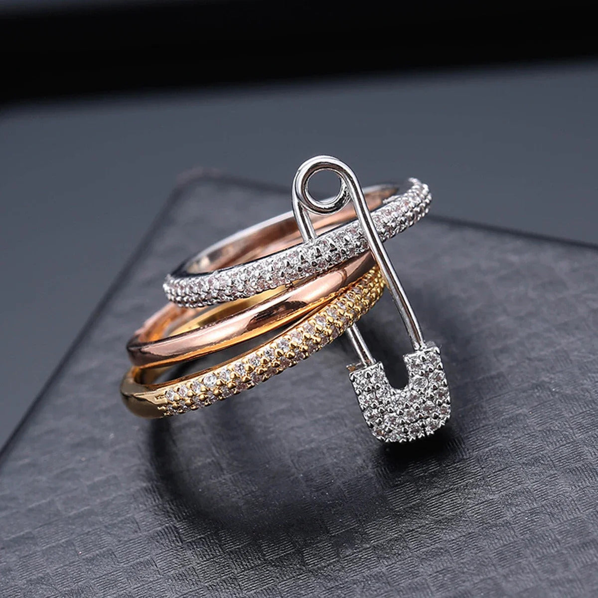 Fashion Pin Connection Three Layers Designer Fashion Ring for Women Valentine's Day Gift Jewelry R7393