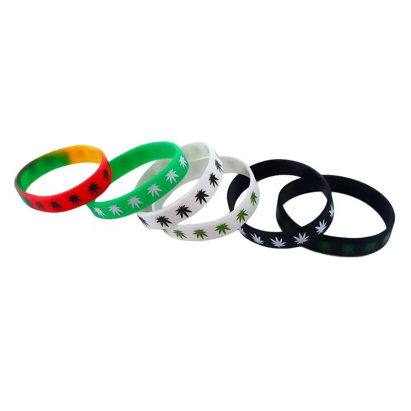 Hip Hop Minimalism Maple Leaves Fashion Jewelry Waterproof Silicone Bangle Wristband Silicone Bracelet Maple Leaf Bracelet