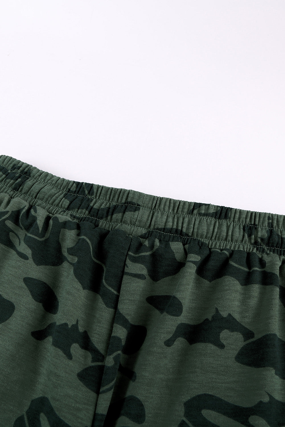 Army Green Camo Print Raw Hem Casual Shorts