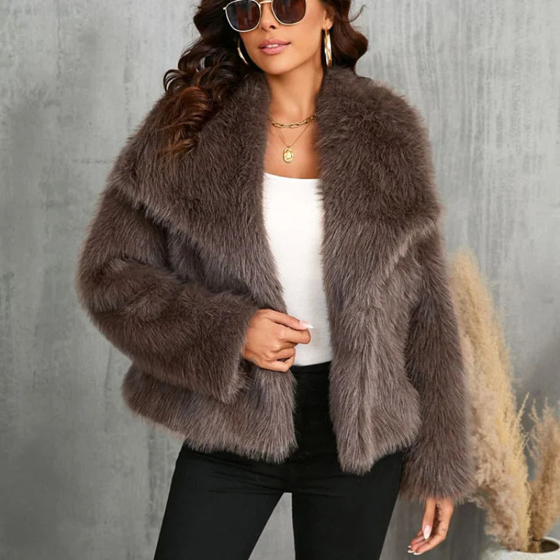 Short Faux Fur Coat Women Lapel Autumn Winter Pockets Thick Cool Overcoat Female Buttons Casual Outerwears Stylish High Street