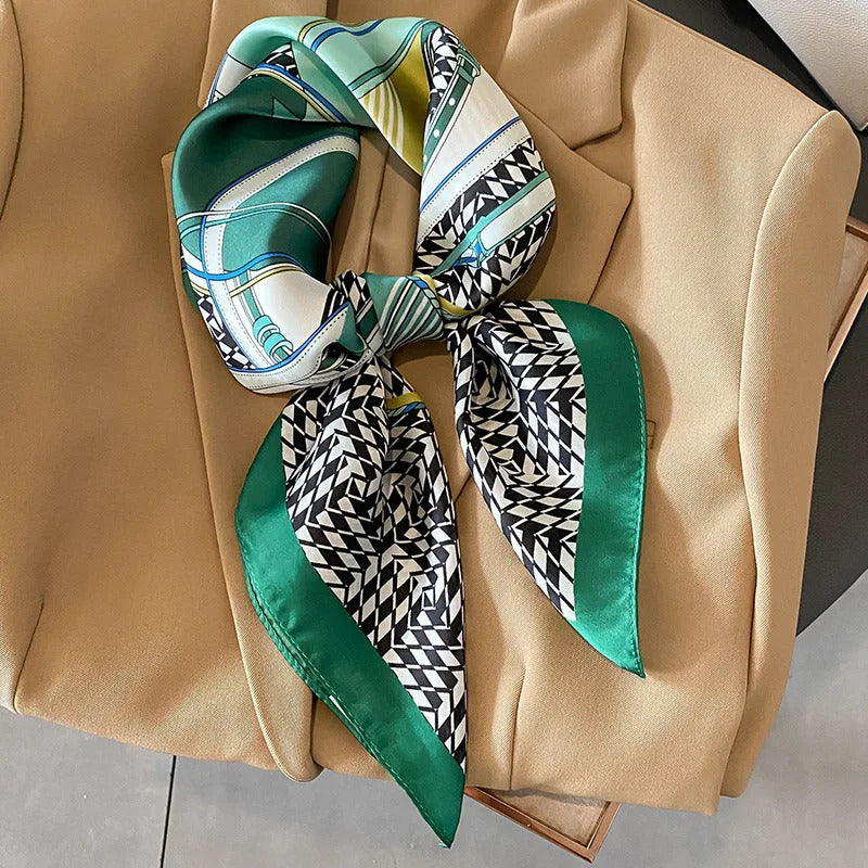 2023 Luxury Horse Print Female Silk Neck Scarf Square Hair Scarves Foulard Head Band Shawls Wraps Neckerchief Bandana Women