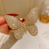 Fashion Women Girls Elegant Emerald Crystal Butterfly Brooches Badges Classic Lady Dress Suit High-end Pins Jewelry