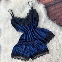 Autumn Winter Velvet Pajamas Set Women's Sexy Lingerie Sleepwear Nightwear Cute Cami Top and Shorts Pijama Sets Loungewear