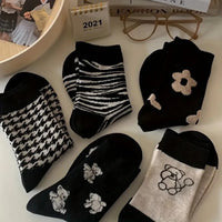 5 Pairs Women Cute Little Bear Mid Calf Socks Fashionable And Versatile Floral Prints Breathable Soft Comfortable Casual Socks